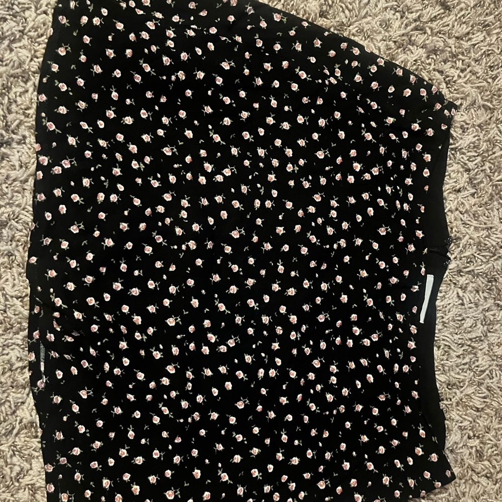 Garage Floral Black Skirt